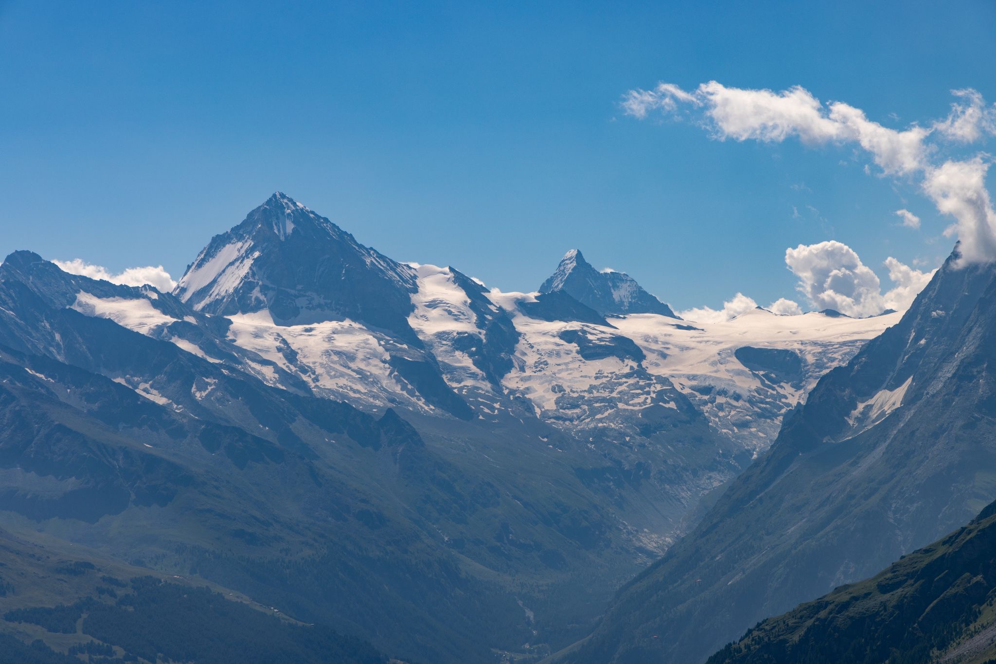 Vue aérienne des Alpes avec le Cervin, Suisse
